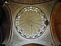 Dome over the Cathedral of Salamanca. Catedral Vieja - Salamanca.jpg
