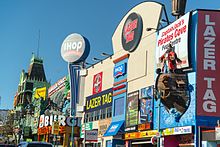 Clifton Hill Attractions, February 2017 Clifton Hill Attractions, 2017.jpg