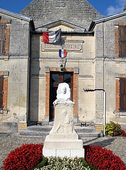 Dampleux mairie 2. jpg