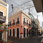 Edificios en la calle de la Fortaleza