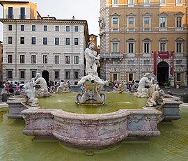 Fontana del Moro, Piazza Navona