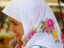 A headscarf Kalkan market 2.JPG