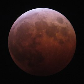 日本爱知县观测的月全食，时间为10:25:37 UTC