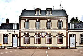 The town hall in Mézilles