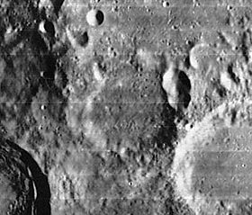 Снимок зонда Lunar Orbiter – IV.