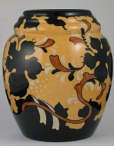 Vase from the Regina factory in Gouda with Robur design