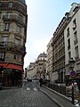 La rue vue depuis la rue de Bazeilles en 2009.