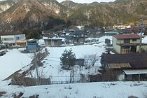 木曽郡木曽町日義地区の住宅地における積雪 （2014年2月25日撮影）