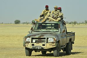Чадські бійці на пікапі «Тойота»