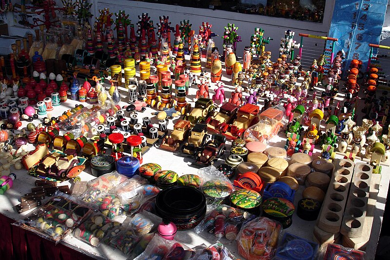 Chenapatna Dolls And Wooden Toys