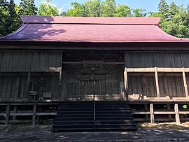 本道寺湯殿山神社・拝殿