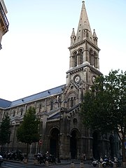 L'Église Saint-Joseph-des-Nations est située au 161 rue Saint-Maur.