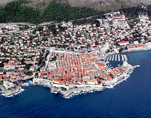 English: Dubrovnik from the aeroplane.