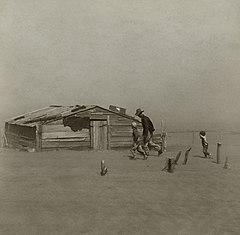 http://upload.wikimedia.org/wikipedia/commons/thumb/b/bb/Farmer_walking_in_dust_storm_Cimarron_County_Oklahoma2.jpg/240px-Farmer_walking_in_dust_storm_Cimarron_County_Oklahoma2.jpg