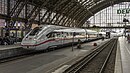 Rangkaian ICE 4 di Köln Hbf