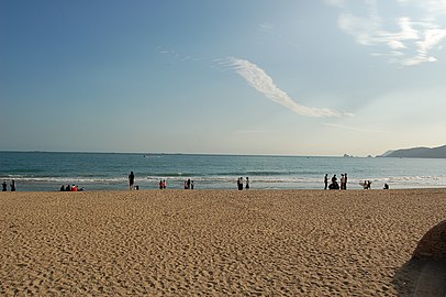 Korea-Busan-Haeundae-Beach-02.jpg