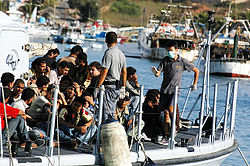 Bateau de migrants au large de Lampedusa.