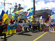 Manifestation du collectif international pro-ukrain, No Mistrals for Putin, contre la livraison des BPC à la Russie de Poutine - Saint-Nazaire, 29 juin 2014.