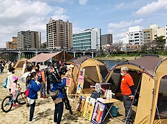 イベントで使われるテントとタープ