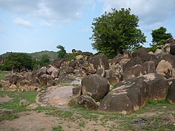 Rock formation in the Tongo Hills near Gorogo