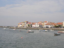 A view of the edge of the Bay of Seixal