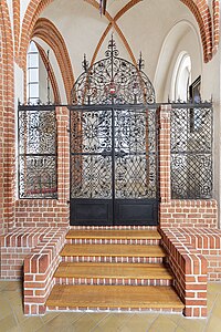 The door to Karen Krabbe's former chapel in the Church of Our Lady in Nyborg.