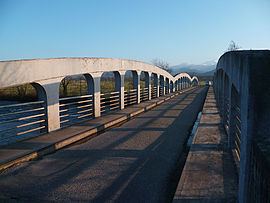 The bridge in Taurignan-Castet