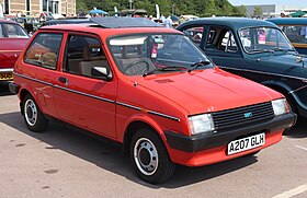 1983 Austin Metro Automatic 1.3 Front.jpg