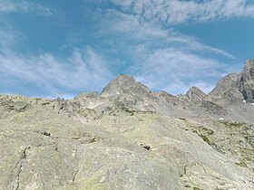 L'aiguille de la Floria vue depuis l'Index au sud-est.