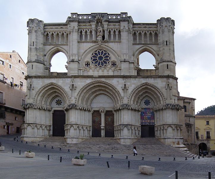 File:Catedral de Cuenca (2005-11-09).jpg