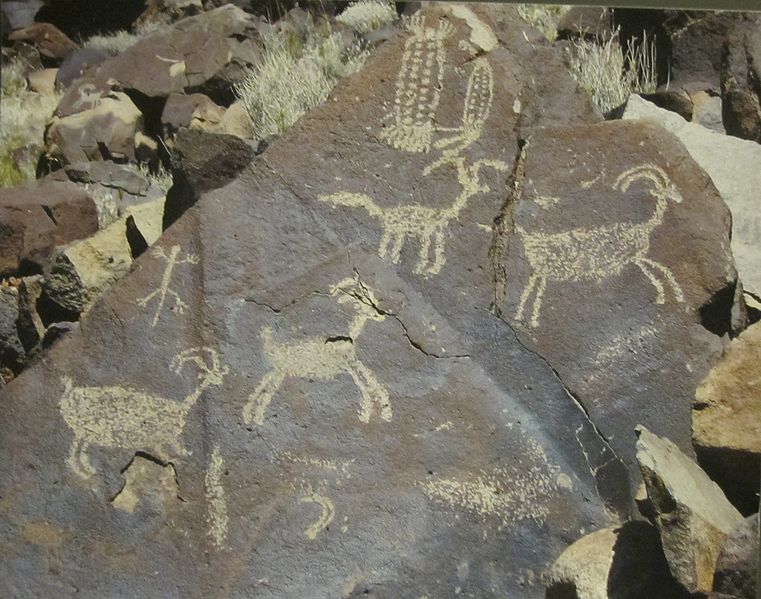 File:Coso petroglyphs (1).JPG