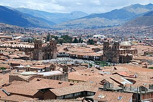English: Central Square, Cusco, Peru Español: ...