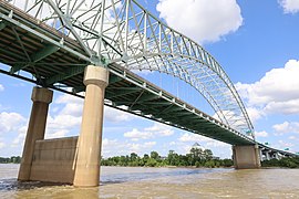 Hernando de Soto Bridge