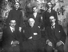 Monseigneur Duchesnet ses élèves à l'École française de Rome en 1919-1920.jpg