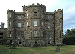 Pitfour Castle.jpg