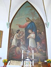 Altarul pictat de meșterul sighișorean Ludwig Schuller în 1882, cu tema biblică „Lăsați copiii să vină la Mine !”