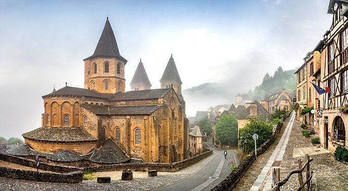 12. Sainte-Foyn luostarikirkko Conquesissa (Q670092) Conques-en-Rouergue, Ranska. Kuvaaja Krzysztof Golik