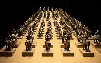 Army of Northern Wei terracotta soldiers in Xianbei uniform, tomb of Sima Jinlong, 484 CE. Tomb Terracotta Group of Figurines, Northern Wei (tomb of Sima Jinlong).jpg