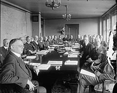 A Board of Governors meeting on January 1, 1922 US Federal Reserve Board of Governors meeting 1922.jpg