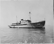 Le Williamsburg au mouillage en 1946.