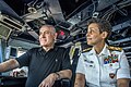 ראש ממשלת ישראל בנימין נתניהו (משמאל) עם אדמירל מישל הווארד, מפקדת כוחות הצי האמריקאי באירופה ובאפריקה, על גשר הפיקוד של ג'ורג' ה' ו' בוש (CVN-77), בעת עגינת האונייה בנמל חיפה ב-3 ביולי 2017