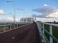 Westervoort, Fahrradweg über die Brücke bei Westervoort