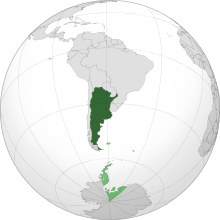 Argentina in dark green, with territorial claims in light green.