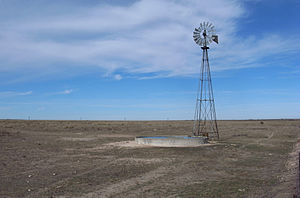 Buffalo Lake Texas Windmill 2009.jpg