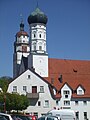 Heutiger barocker Glockenturm (vorne) und Bläserturm