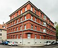 Doppelmietshaus (Anschrift: Hempelstraße 11 und Rietschelstraße 57) in offener Bebauung in Ecklage