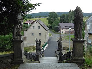 Schodiště před kostelem (2006)