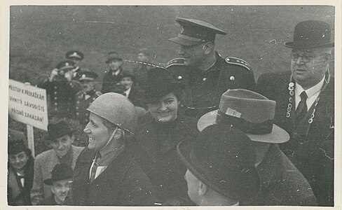 Lata Brandisová v roce 1937 (SOkA Praha-venkov)