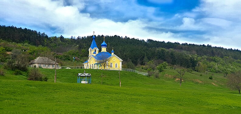 Biserica „Sf. Dumitru”, Lopatna, raionul Orhei. Fotograf: Demetriuslux