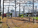 Streckenbeginn beim Bahnhof Kira Yoshida